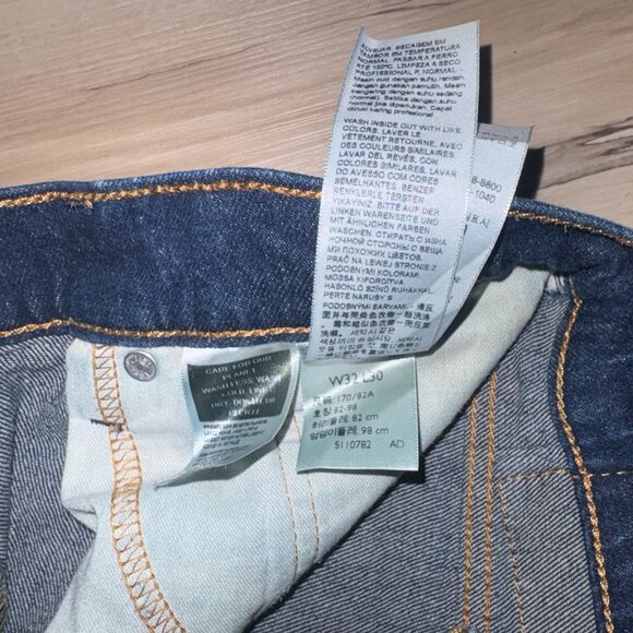 Vintage Levi Strauss Dark Wash 516 Zipper Fly Jeans 32" x 30" - Picture 6 of 9